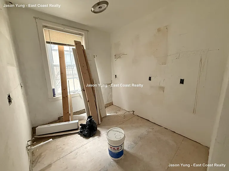 84 Gordon St #205 — Photo 2