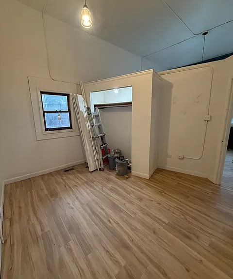 1036 N California Ave #1R — Photo 11