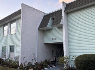 5433 Palm Dr, New Port Richey, FL 34652