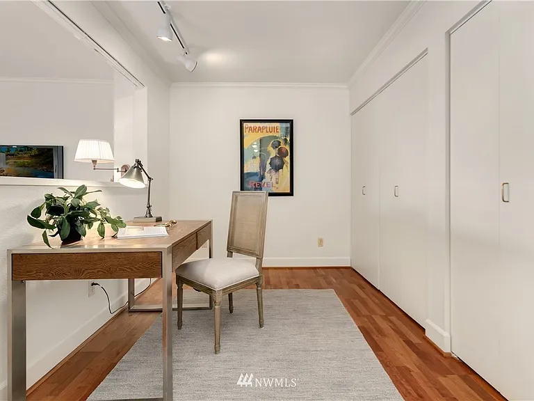Bonus room (has been used as an office, bedroom, and home gym space)