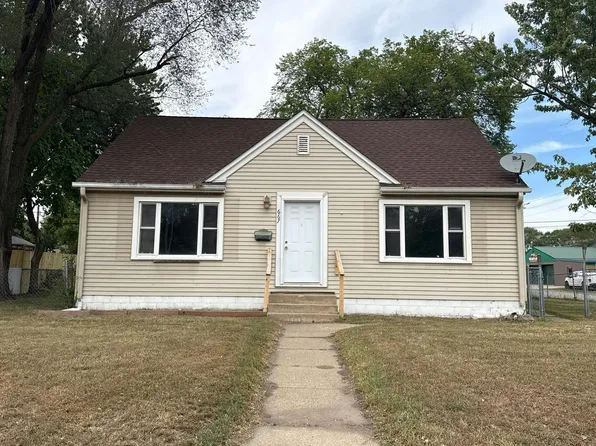 667 E Saint Germain St, Saint Cloud, MN 56304