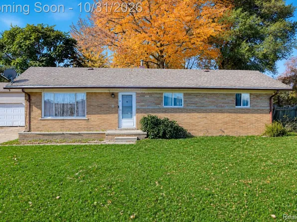 117 N Groesbeck Hwy, Mount Clemens, MI 48043