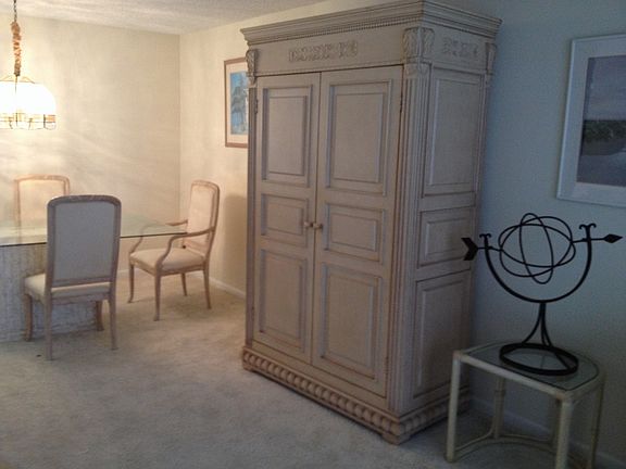 5th image of 2601 NE 3rd Ct #2080