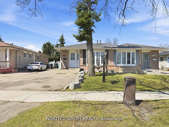 2nd image of 7739 Priory Cres