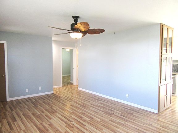 4th image of 907 W 3rd St