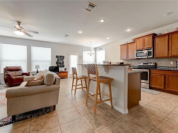 4th image of 6110 Tanzanite Dr