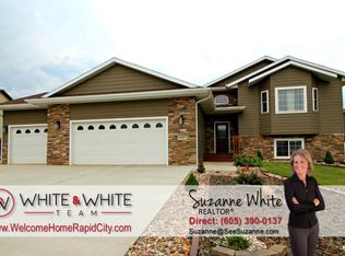 6427 Seminole Ln, Rapid City, SD 57702
