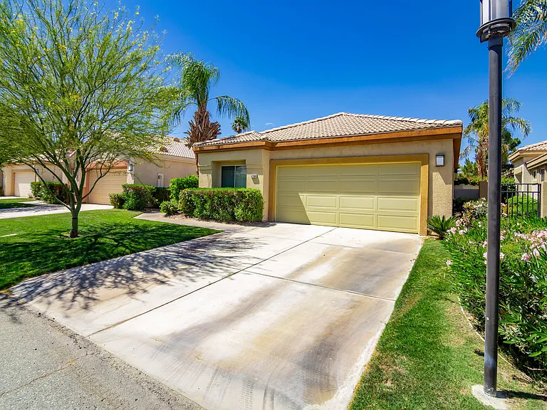 67568 S Laguna Dr — Photo 48