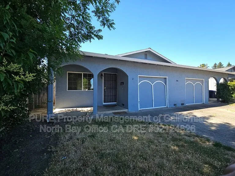 155 Oak Manor Ct #2 — Photo 1