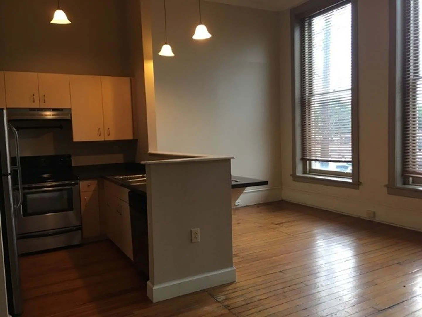 2 bed, 2.0 bath, 900 sqft, $1,675 — Photo 4