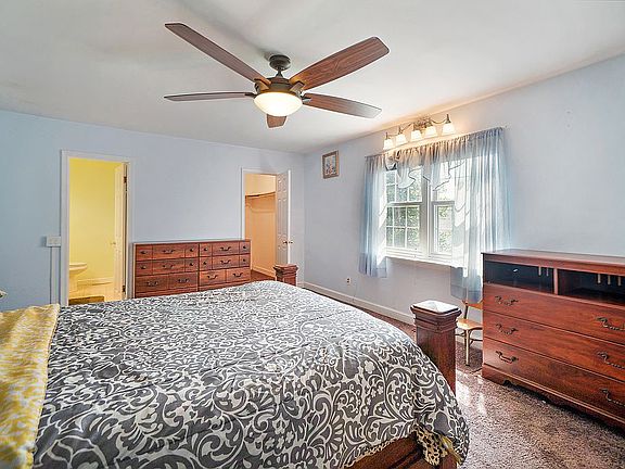 5th image of 109 W Delaware Ave