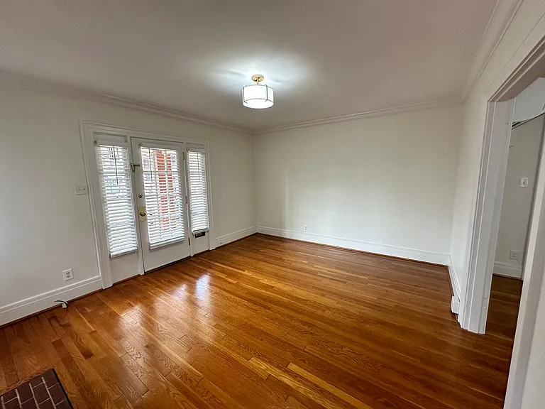 807 E High St #2 — Photo 9