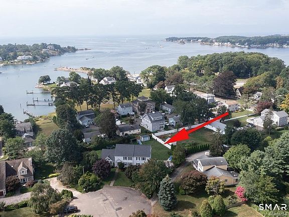 2nd image of 5 Mariners Way