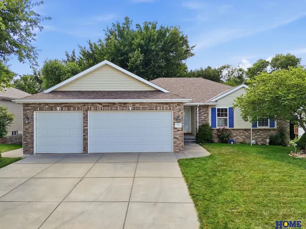 1051 N 81st St, Lincoln, NE 68505