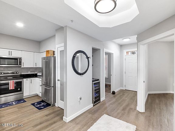 2nd image of 225 Atlantis Cir Unit 205