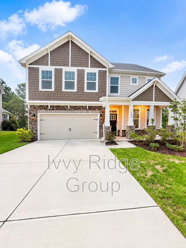 5 bed, 4.0 bath, 3021 sqft, $3,450 — Photo 1