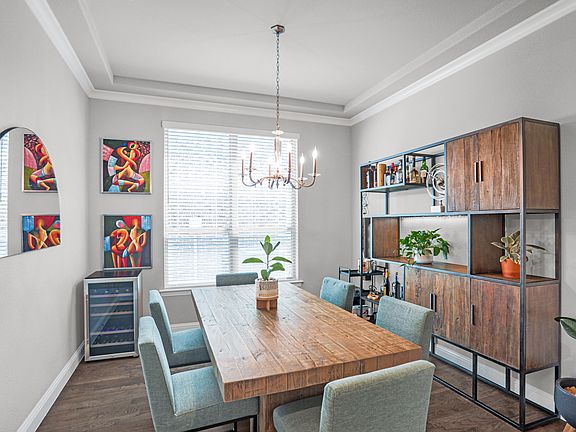 Formal Dining
