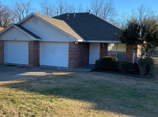 2918 W Parnell St #102, Denison, TX 75020