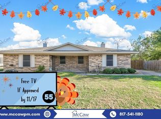 7728 Jamie Renee Ln, North Richland Hills, TX 76182