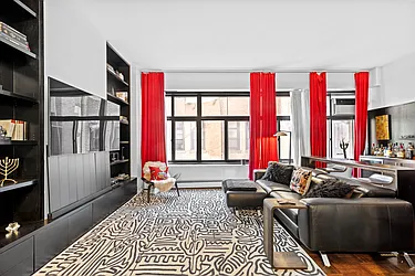 529 West 42nd Street, #6E