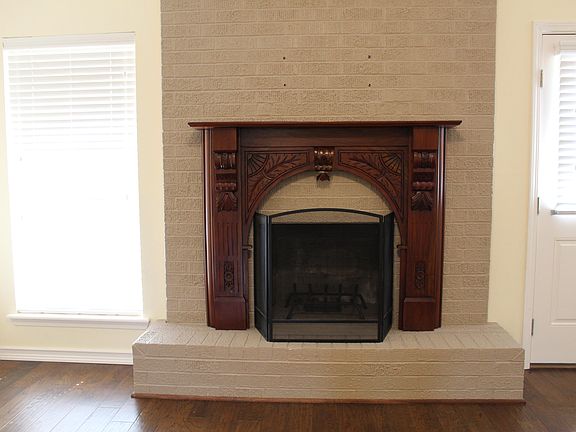 4th image of 1507 Edward Ln