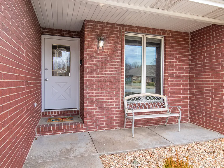 4707 S Kickapoo Ave — Photo 10