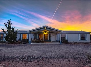 3104 W Malibu Rd, Golden Valley, AZ 86413