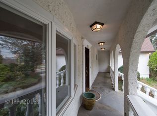 160 Alpine Dr, Closter, NJ 07624