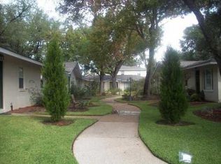 1700 2nd St APT 2, Gulfport, MS 39501