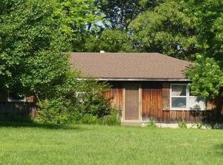 146 Pioneer Ln, Calvert City, KY 42029