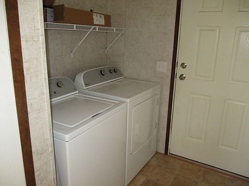 4th image of 38077 Franklin Dr