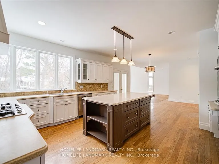433 Cairncroft Rd — Photo 6