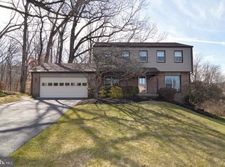 34 Eagle Ln, Shillington, PA 19607