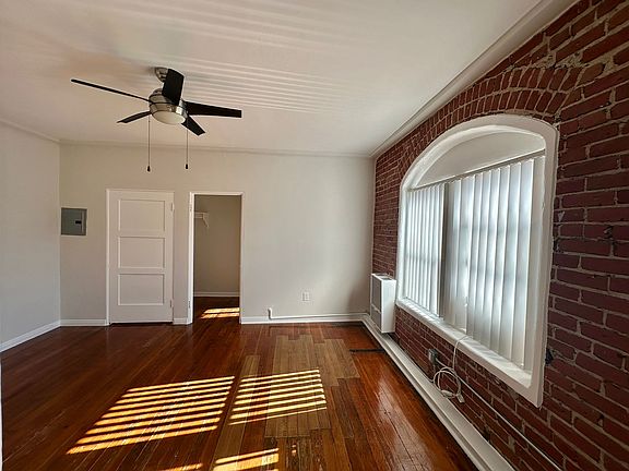 2nd image of 1237 N Edgemont St APT 305