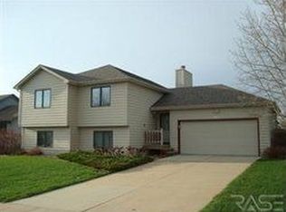 5213 W 55th St, Sioux Falls, SD 57106