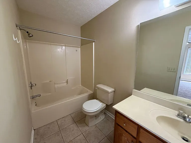 147 Harmon Dr #G — Photo 13