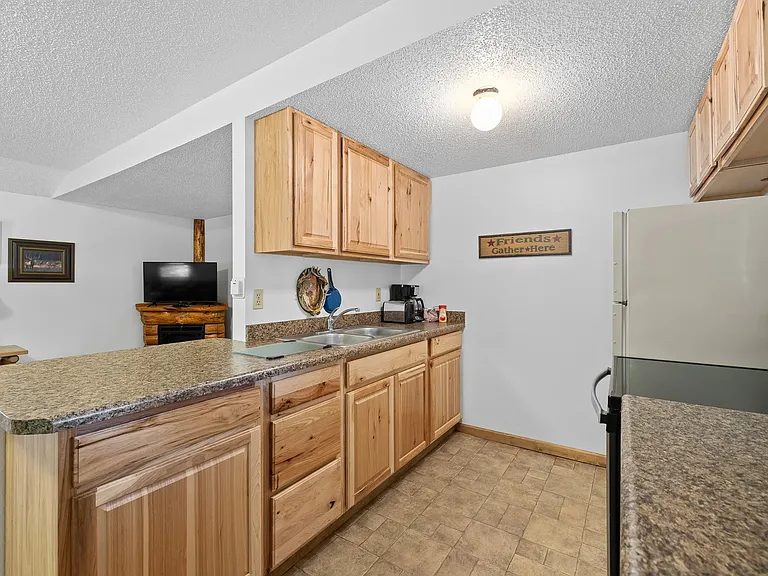2912 Chapel Ln — Photo 5