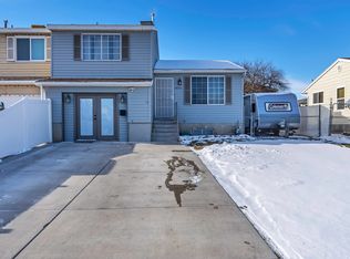 8820 S Oak Ln, West Jordan, UT 84088