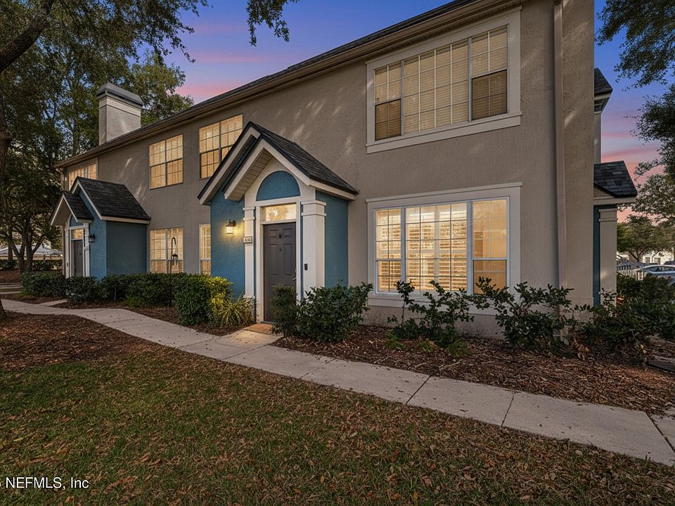 1st image of 13700 RICHMOND PARK Drive N #1306