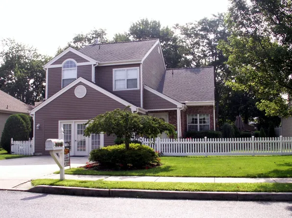 116 Parkwood Pl, Linwood, NJ 08221