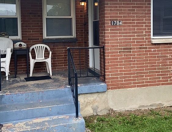2nd image of 1734 Harold Dr