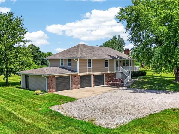 10508 E 241st Ter, Peculiar, MO 64078