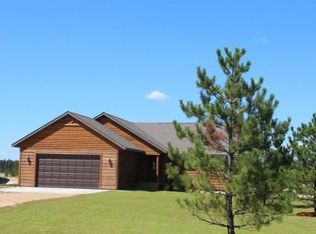 N8087 Castaway Dr, New Lisbon, WI 53950