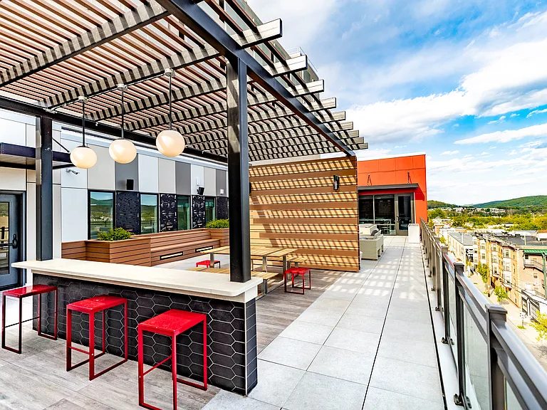 Center Square Lofts West — Photo 18