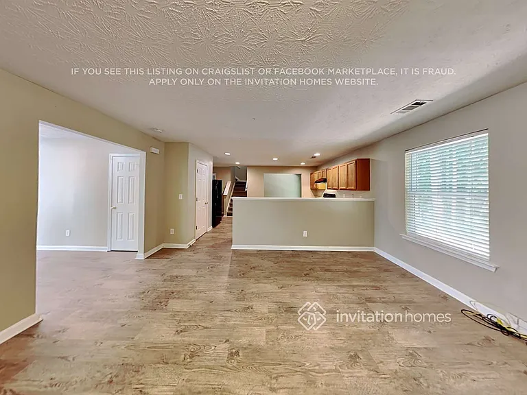 4536 Parkway Cir — Photo 5