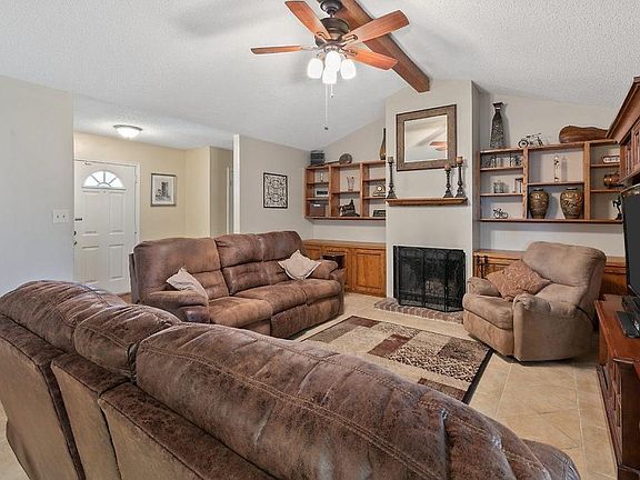4th image of 6813 W Calcasieu Dr