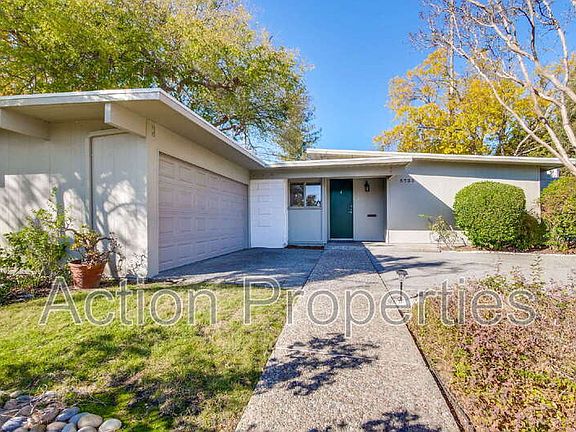 2nd image of 3733 Carlson Cir