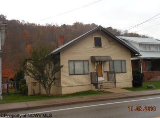 745 W 2nd St, Weston, WV 26452