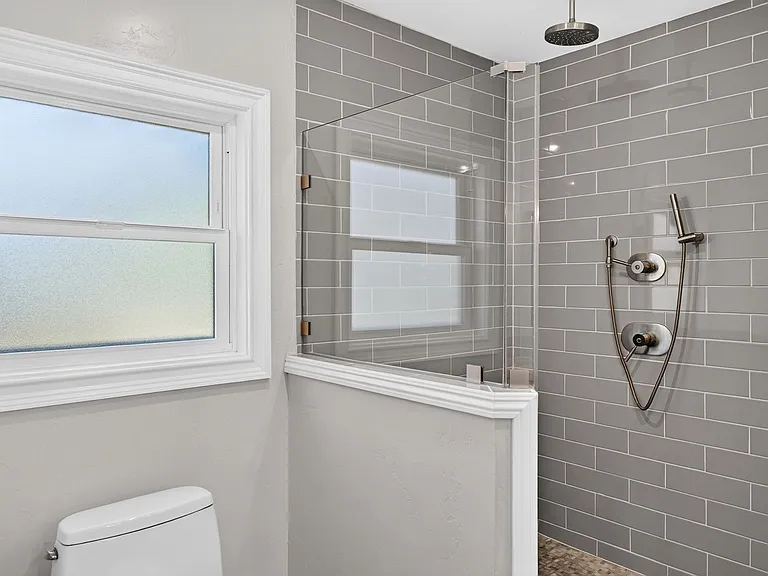 2907 Eccleston Ave — Photo 36