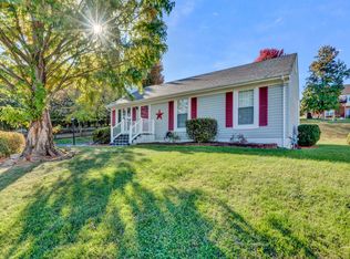 518 Hillview Dr, Roanoke, VA 24019